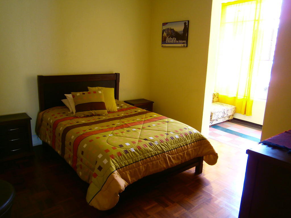 The Yellow House 키토 객실 사진