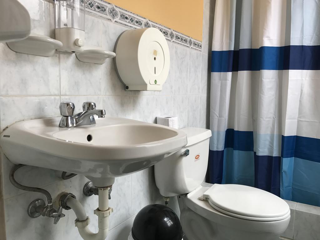 The Yellow House 키토 외부 사진